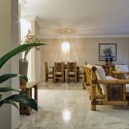 Casa Natalie La Marina Апартаменты