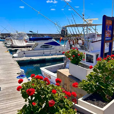 Casa Natalie La Marina Апартаменты *